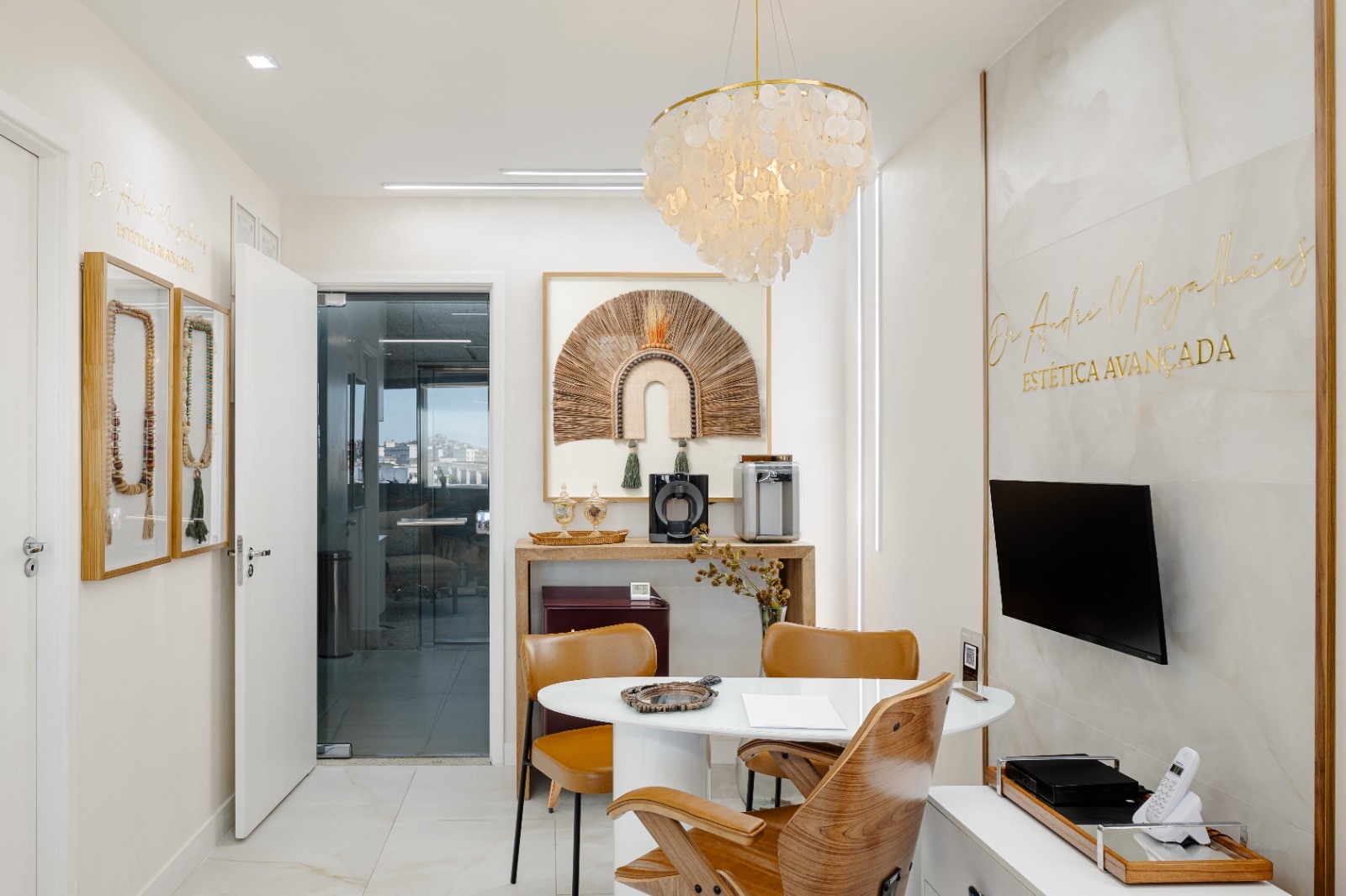 3ef06d11-4d27-424c-b69c-f82d2943ee3e